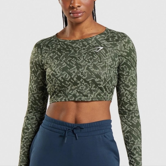 Gymshark Tops - NWOT Gymshark Green Camo Long Sleeve Crop